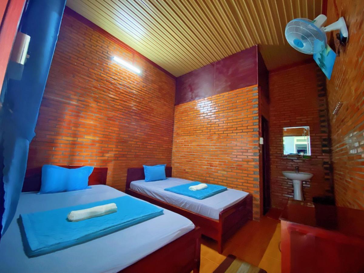 Nam Cat Tien Homestay Экстерьер фото