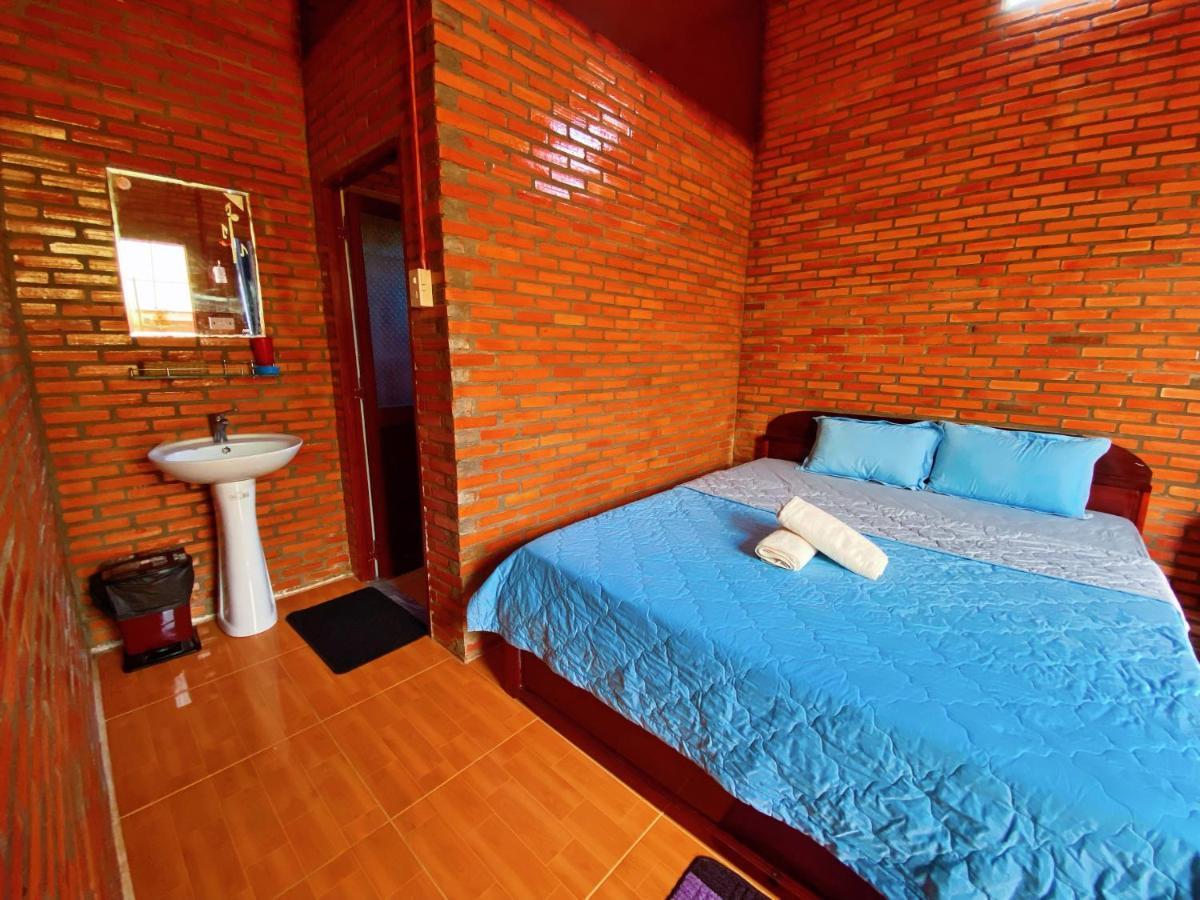 Nam Cat Tien Homestay Экстерьер фото